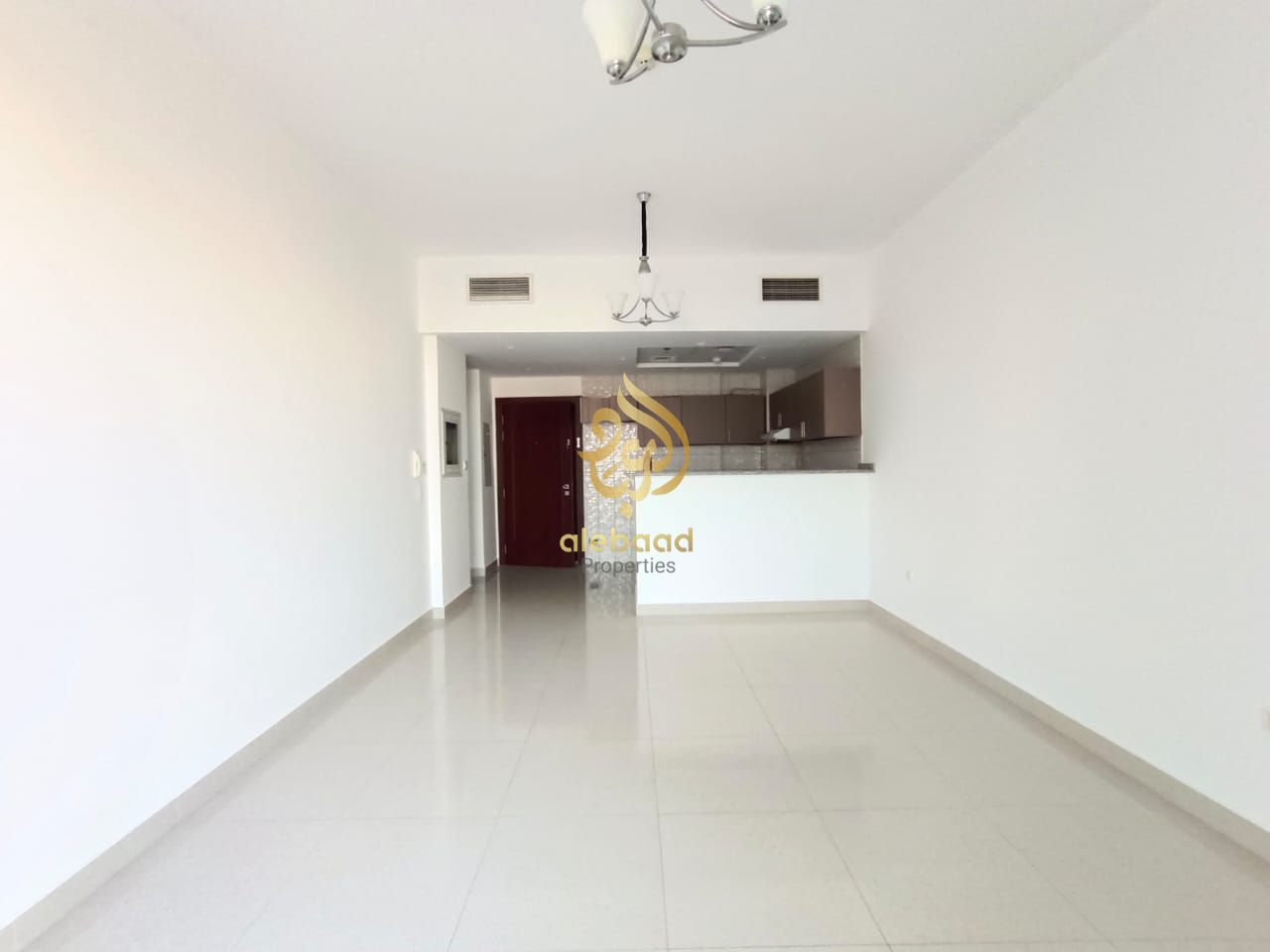 Luxury 2Bhk Flat Available For Family With All Amenities Prime Location