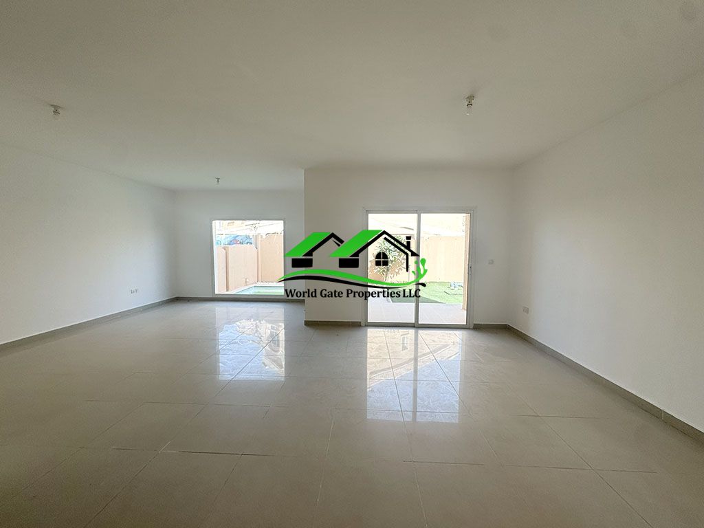 Single Row Excellent Villa Vacant Now