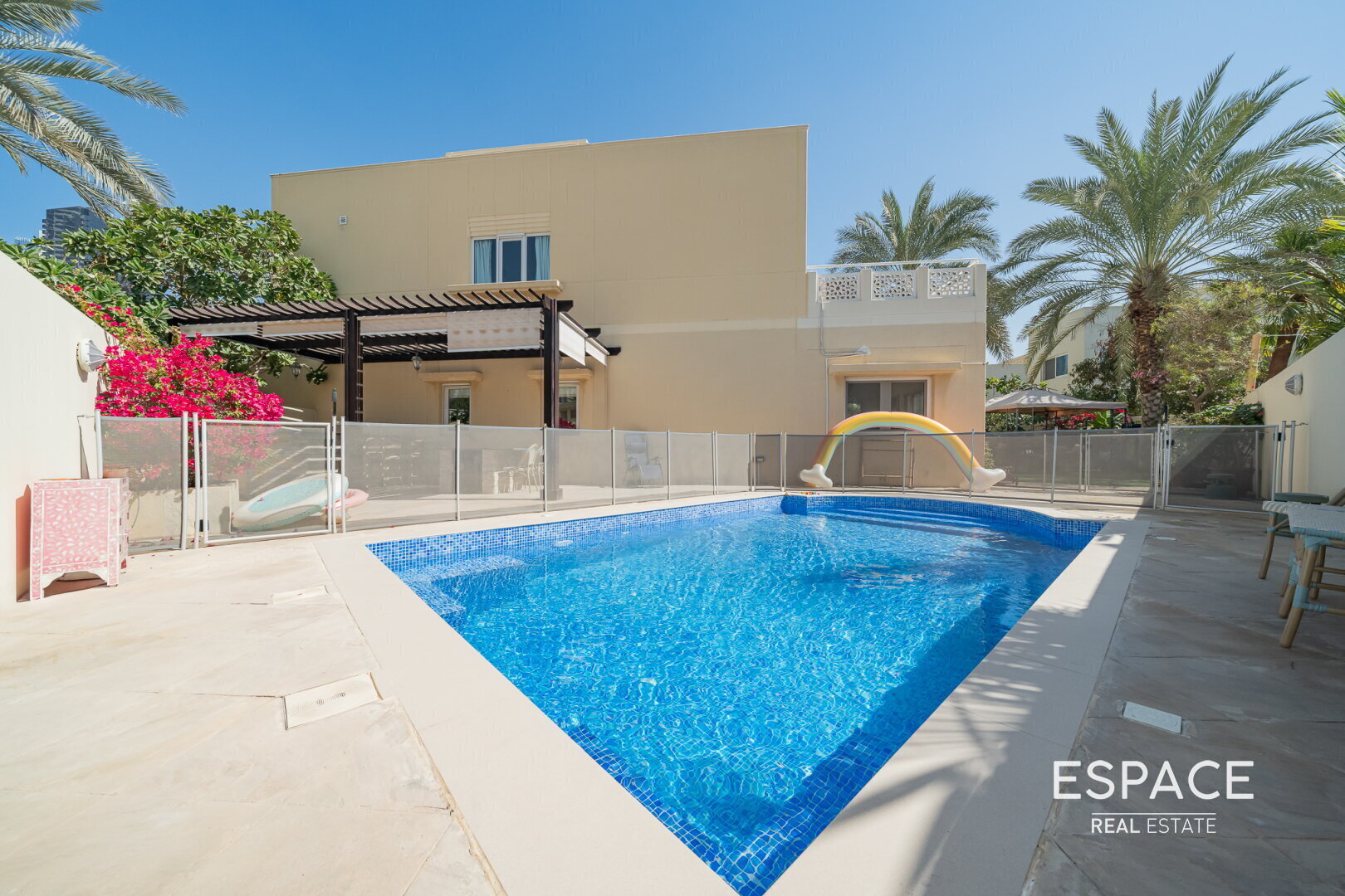 Corner Plot | Private Pool | Extended