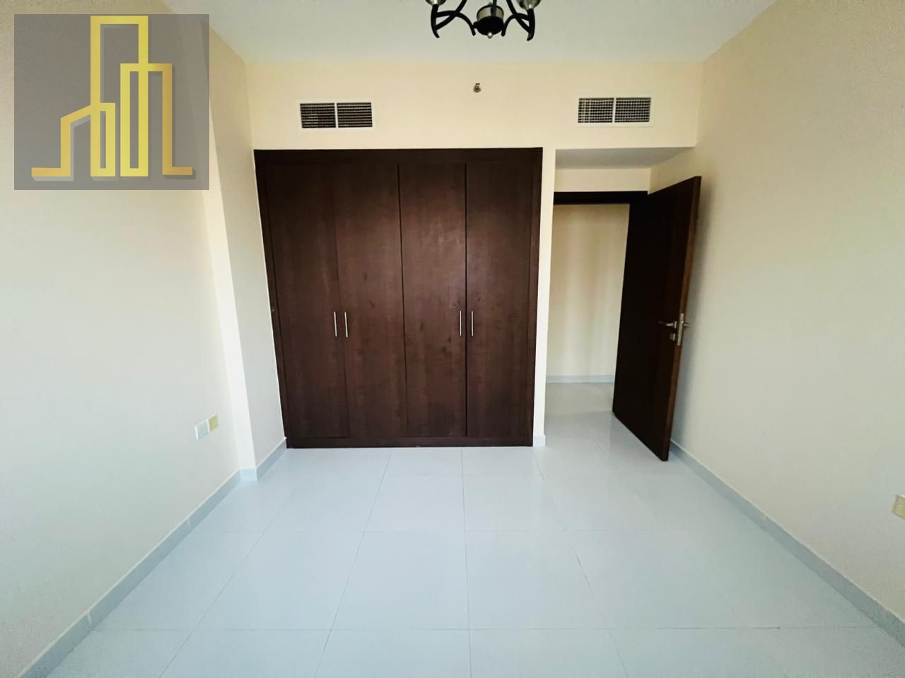 Spacious 1BHK with 2 washroom in muwaileh commercial