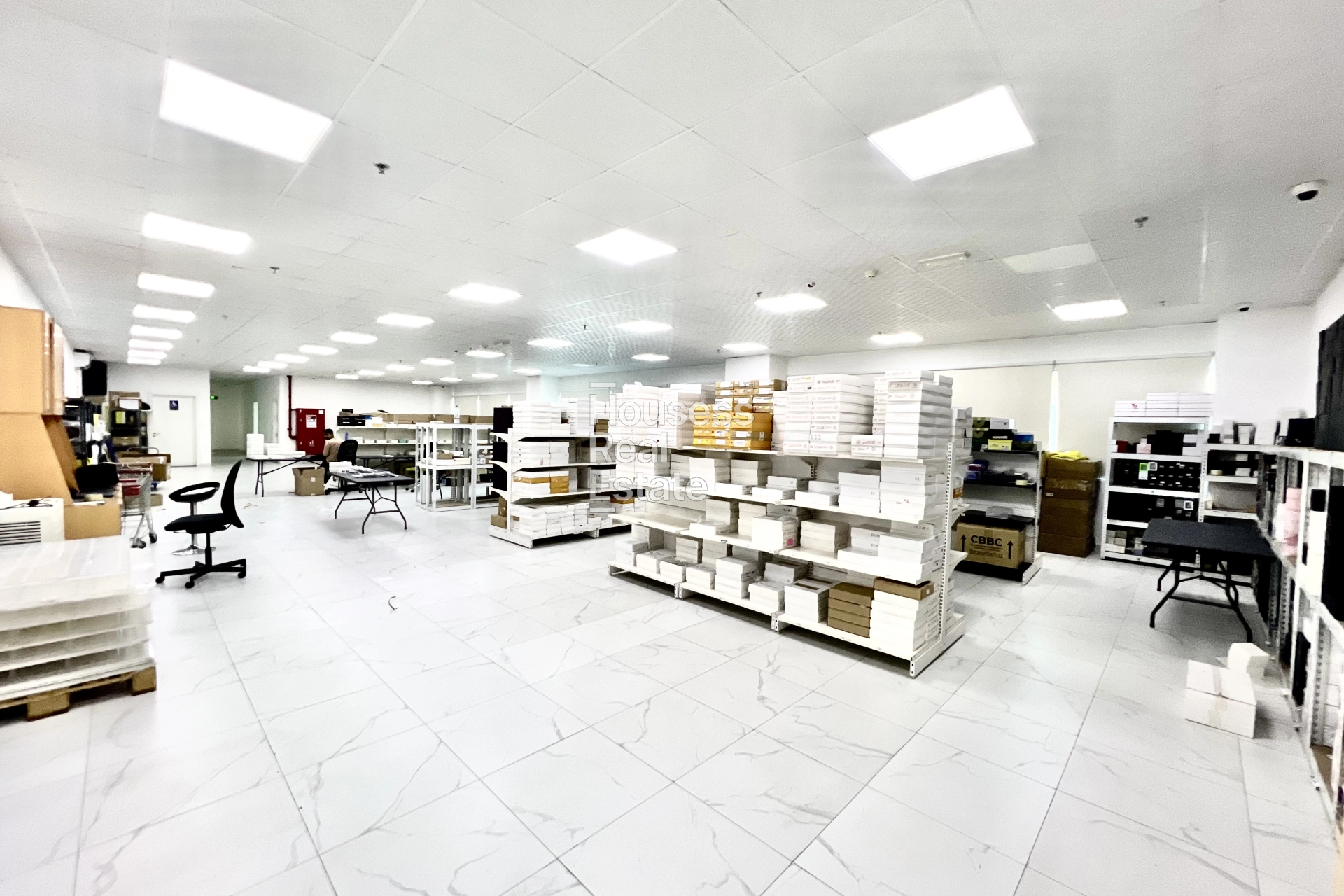 With Office | Temp Controlled | Height 14M
