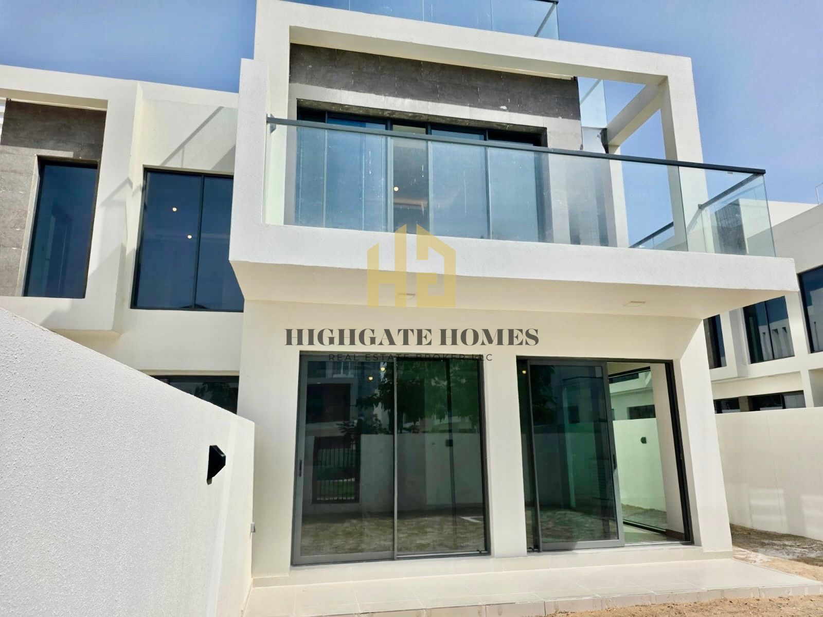 Luxurious 6BR Villa| Park View | Close to Handover