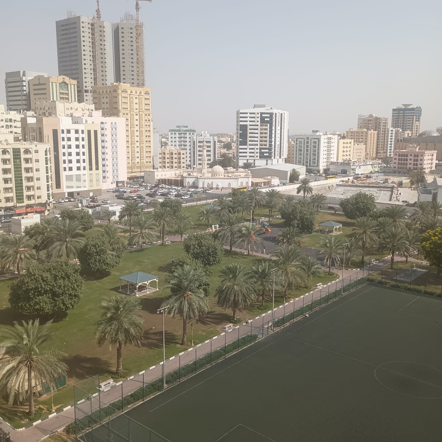Annual Rental in Sharjah – Al Qasimia | Al Mahatta A can’t-miss opportunity The cheapest and largest one-bedroom apartment Open view directly overlo