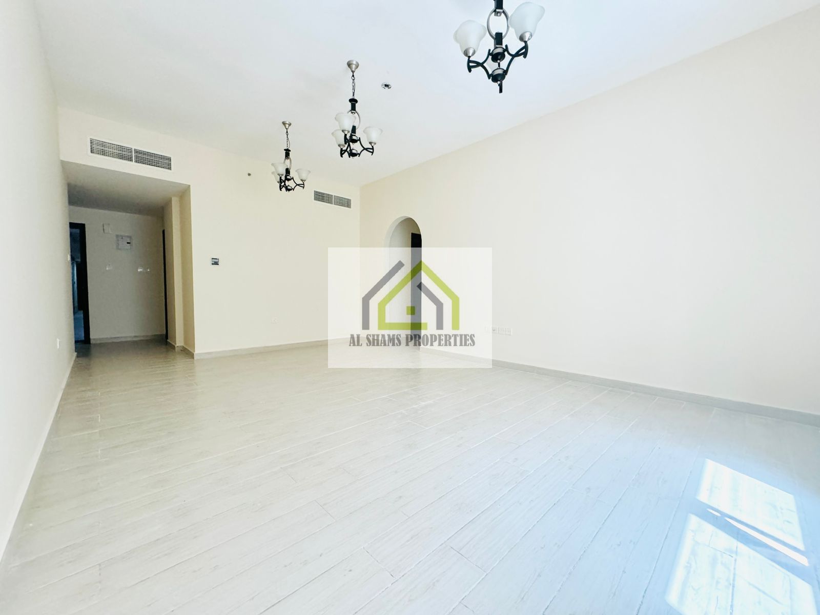 Gorgeous 2 BHk Available | 12 Cheque Payment