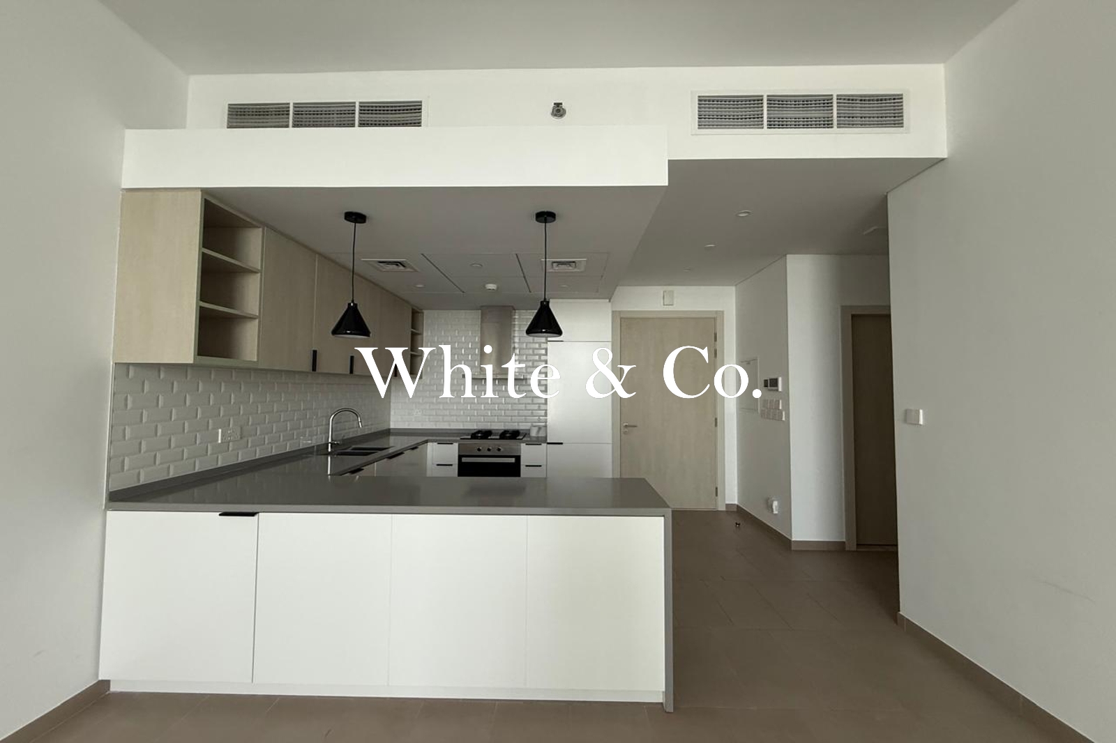 Modern | Spacious | Vacant | Best Quality