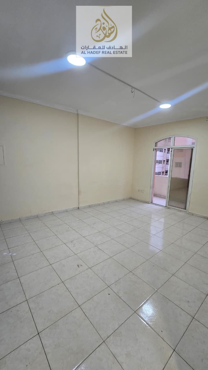 Spacious 1 Bedroom Apartment for Rent – Al Rashidiya 3 (Traffic Street) A very spacious 1 bedroom apartment with living room is available for annual