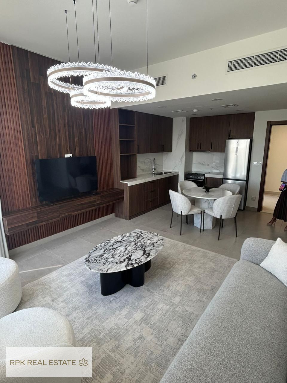 Fully Furnished | Available now | Boulevard View