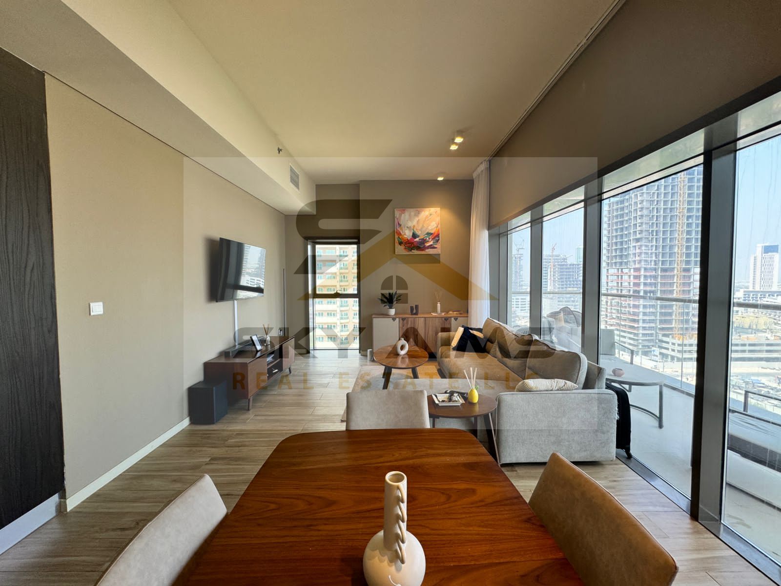 Premium Furnished | Wide L‑Shape | Great Connectivity