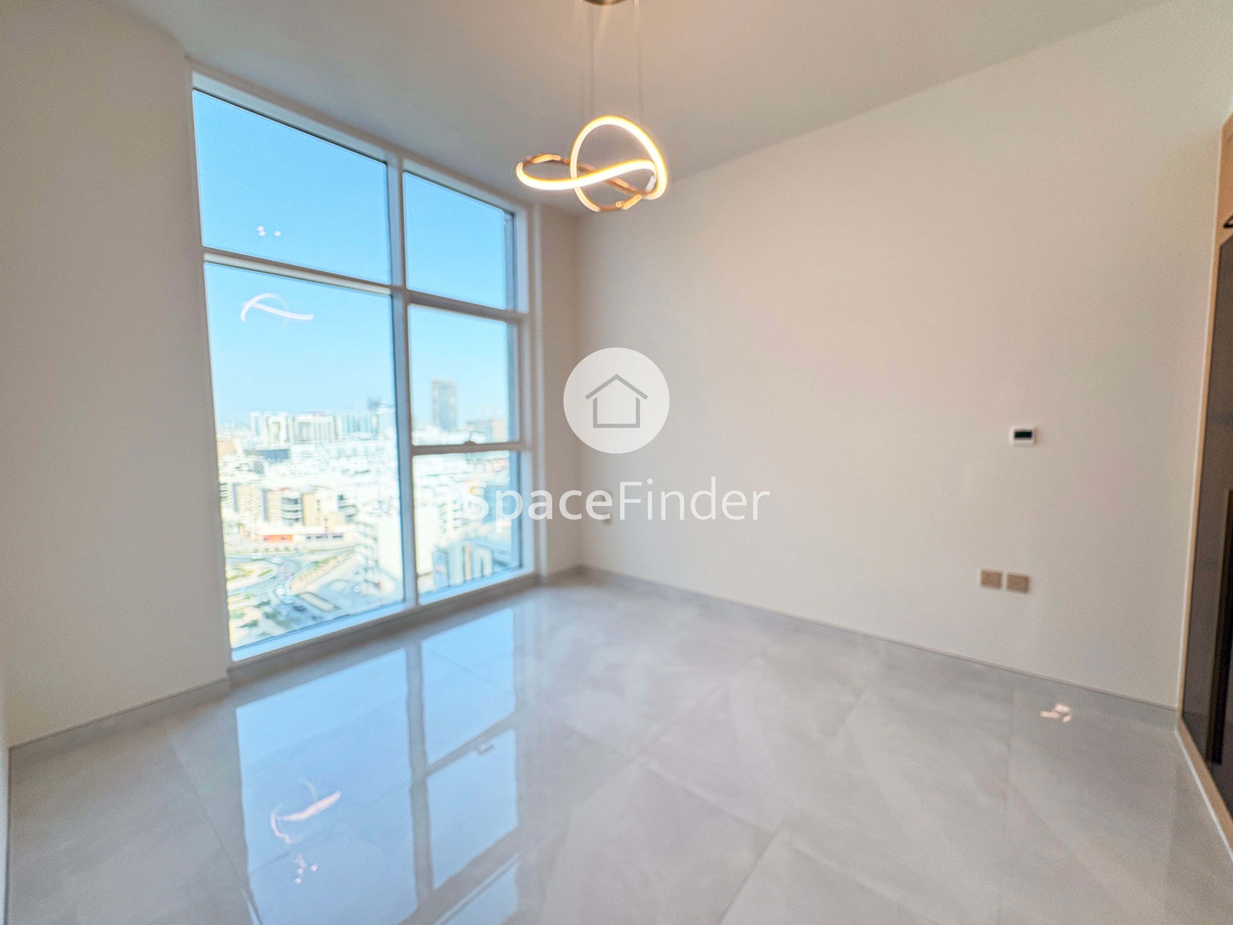 Luxury Living | 1 Bed | Prime Location | Miracle Garden View