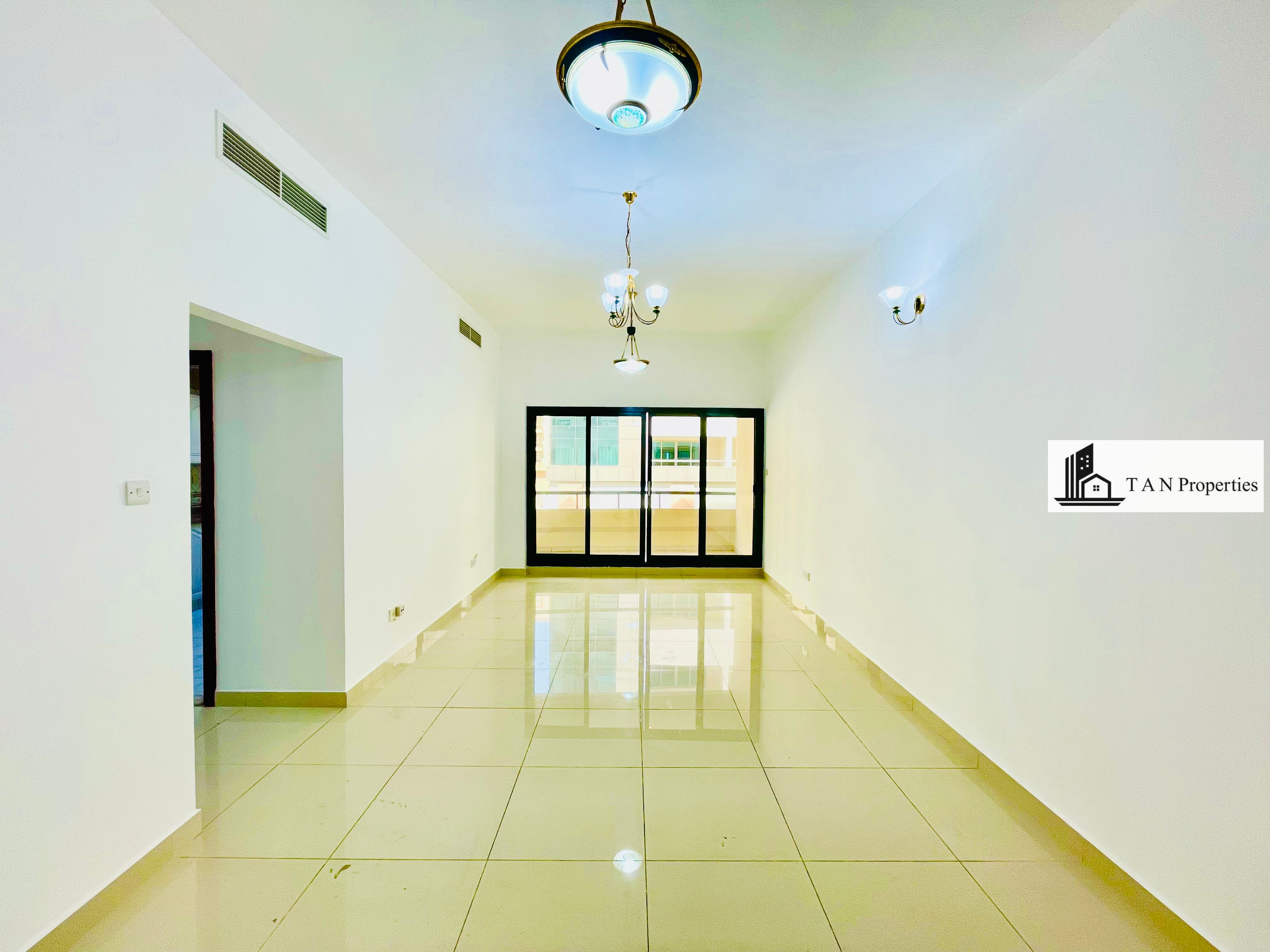 SPACIOUS 2BHK APARTMENT || BALCONY || PRIME LOCATION