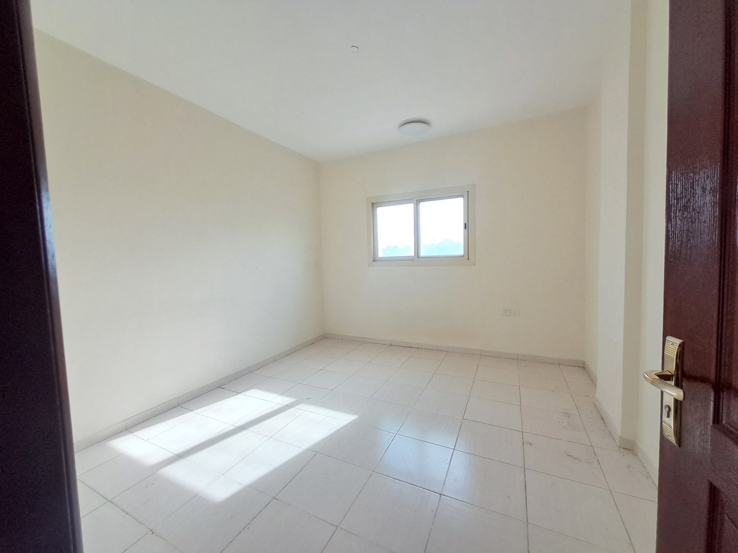 Big Offer Luxury and Lavish 1bhk Apartment Available just 28k
