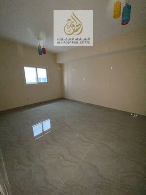 Studio for annual rent // First occupancy // New building