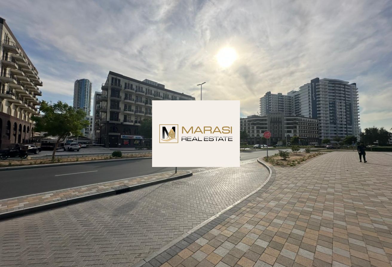 High Exposure | Main road outlet | Ample parking
