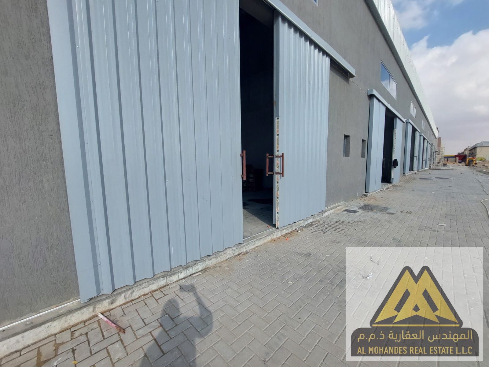 Brand New Warehouses for Annual Rent in Al Jurf Industrial 3, Ajman – 3,552 sq. ft, Ground + Mezzanine, 19 kW Electricity, First Occupancy,L