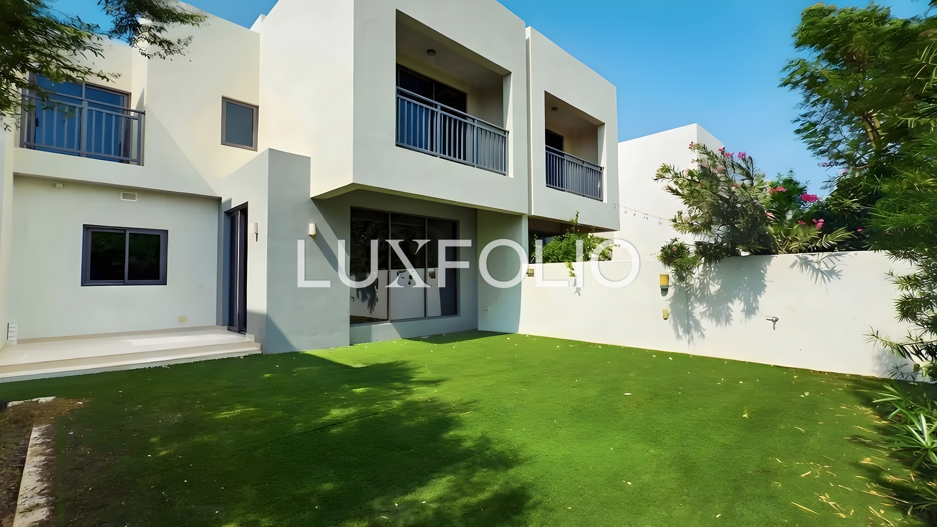 Multiple Cheques | Prime Location | Landscaped