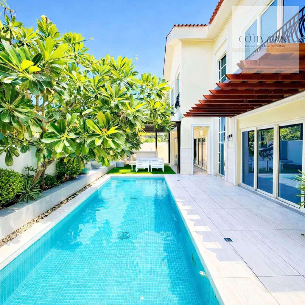 Elegant 4-Bedrooms Villa I Private Pool I Vacant on Transfer