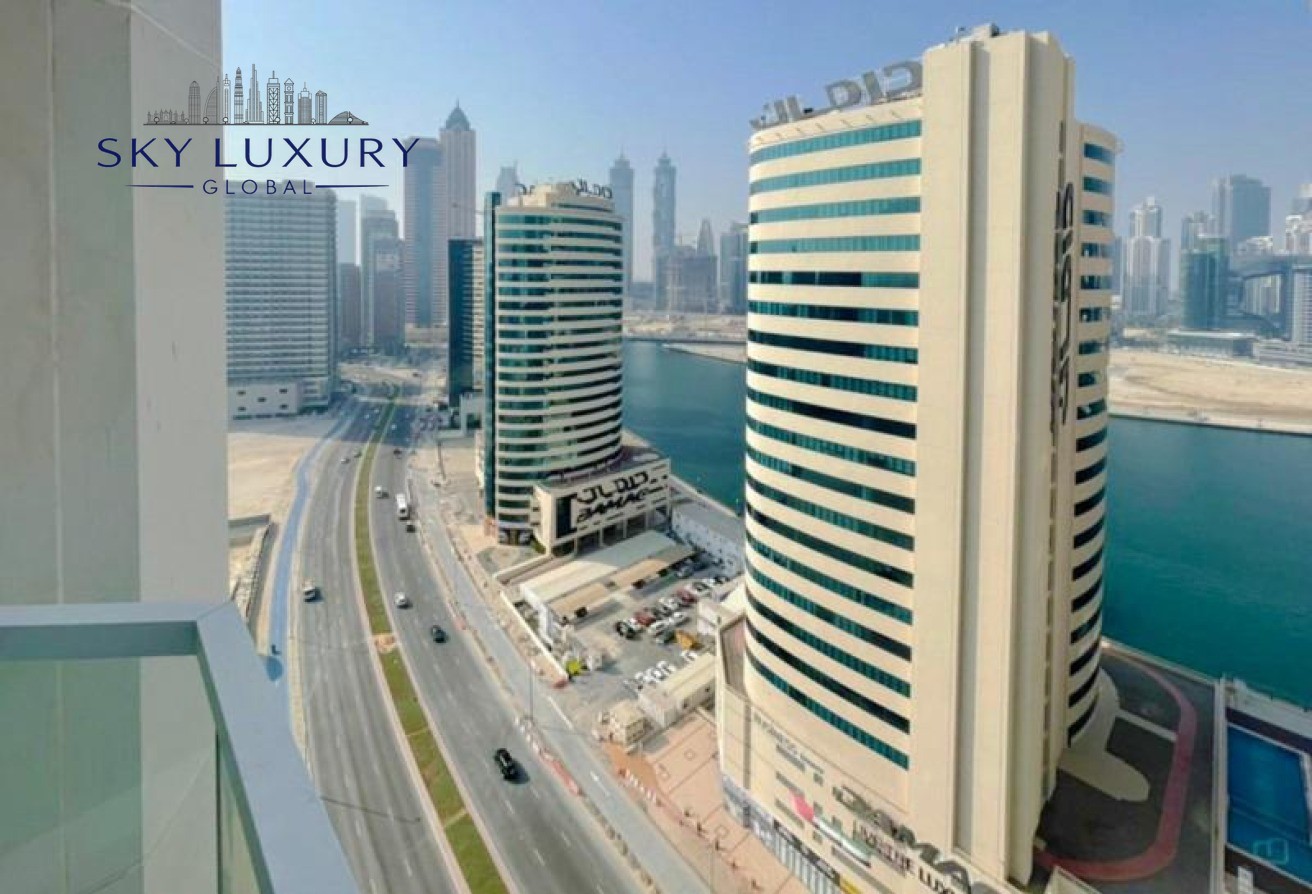 CANAL VIEW | SPACIOUS UNIT | HIGH FLOOR