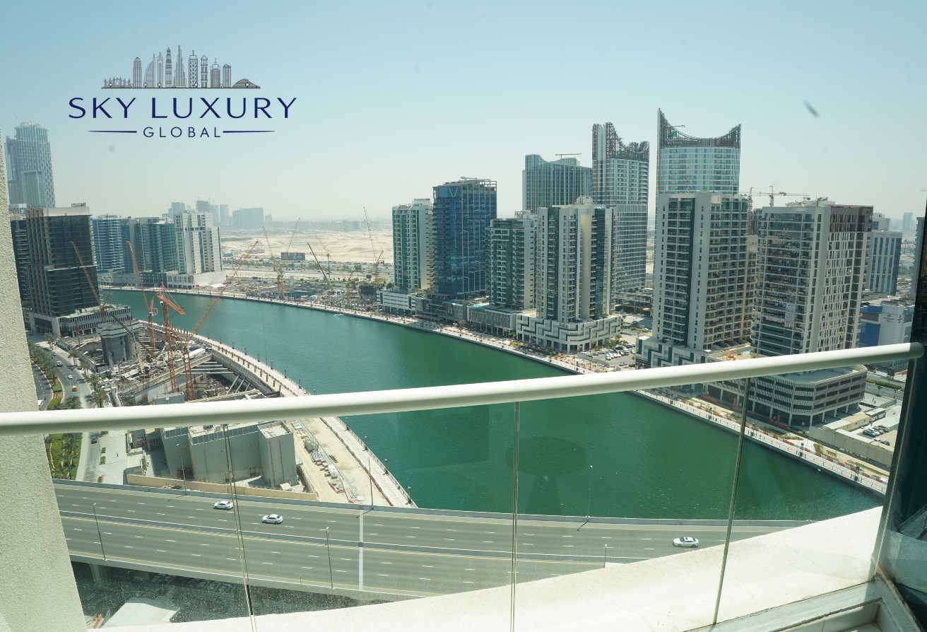 FULLY FURNISHED 2BR | | BEAUTIFUL CANAL VIEW | END USER ONLY