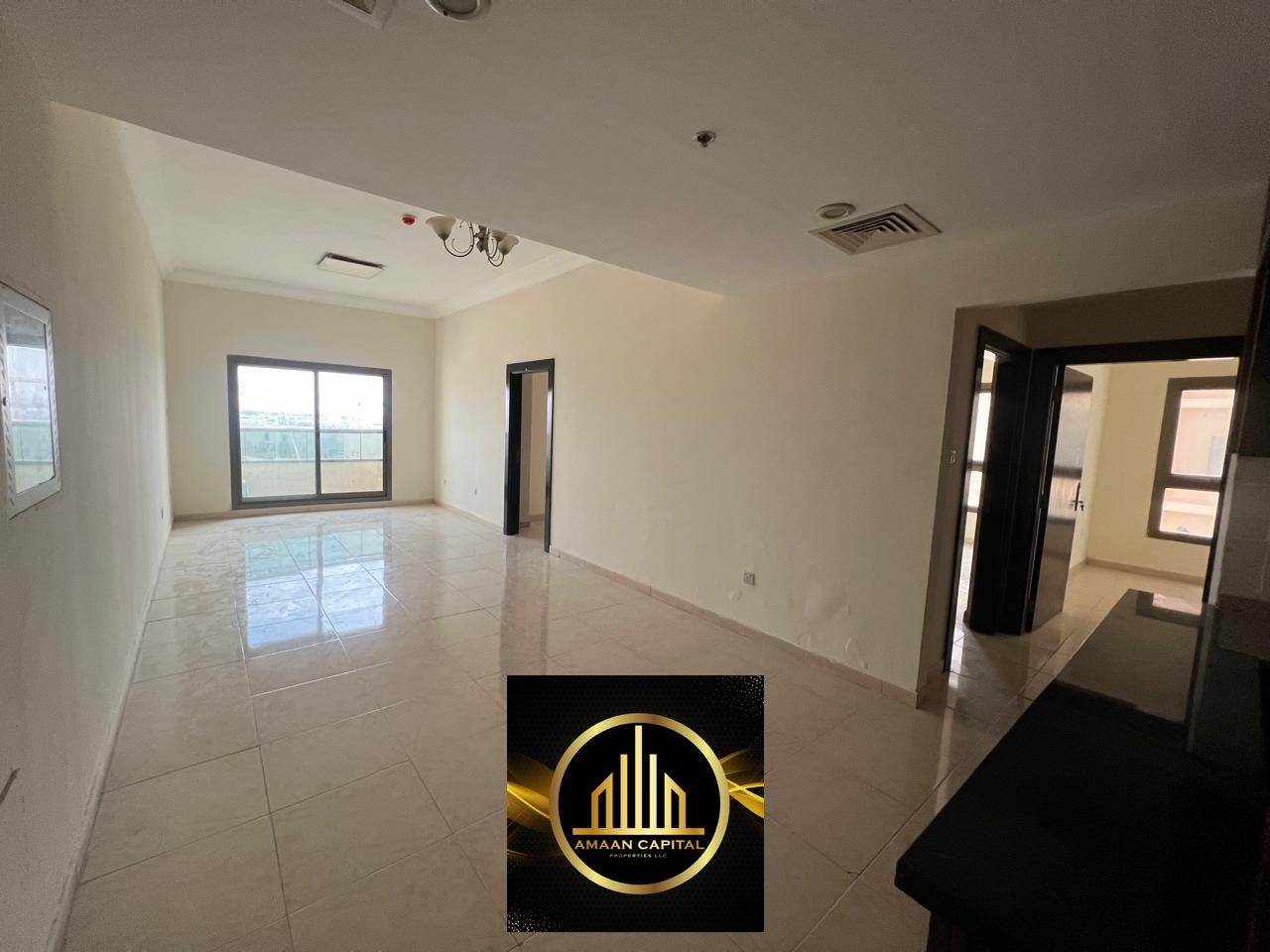 Available for sale: 3 bedrooms and a living room in Emirates City, Ajman