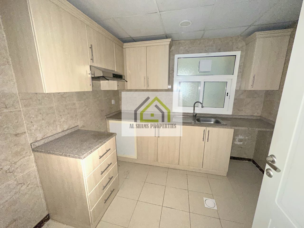 No commission Like Brand new 1bhk Apartment close to Dubai border