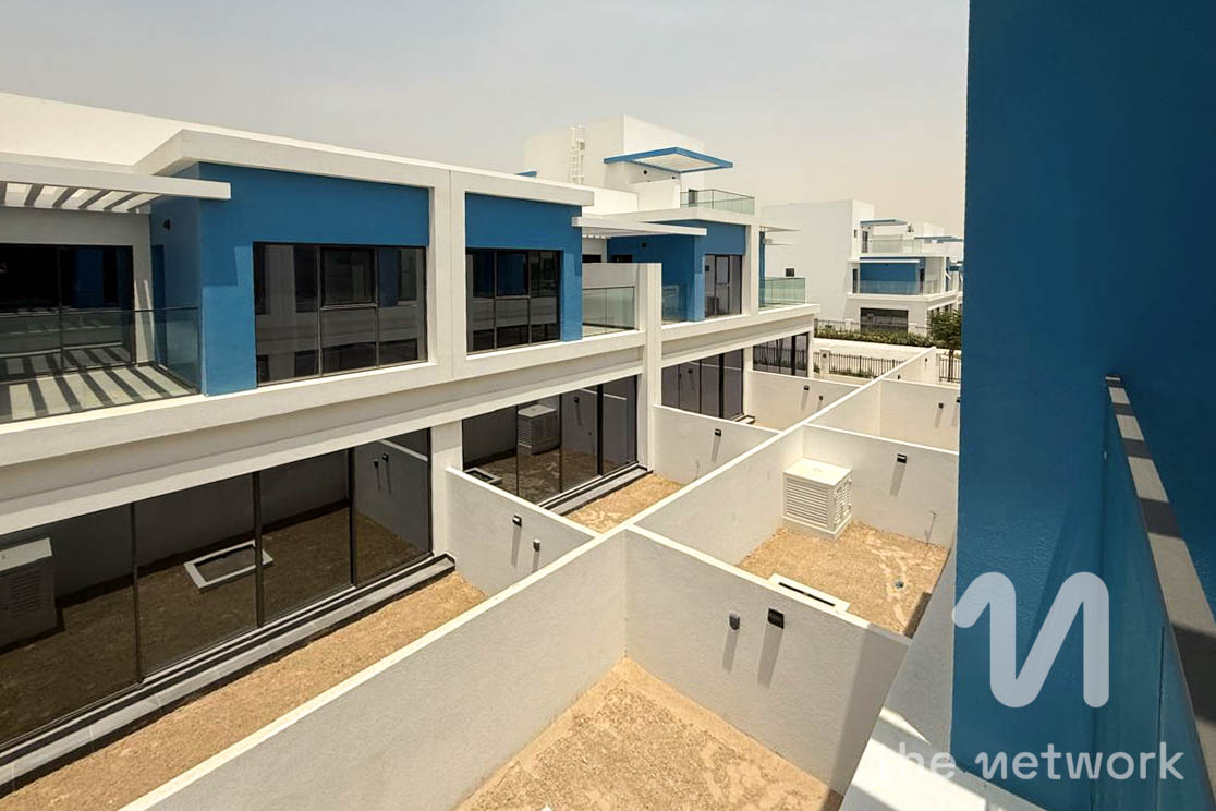 Brand new | Multiple cheques | Near park