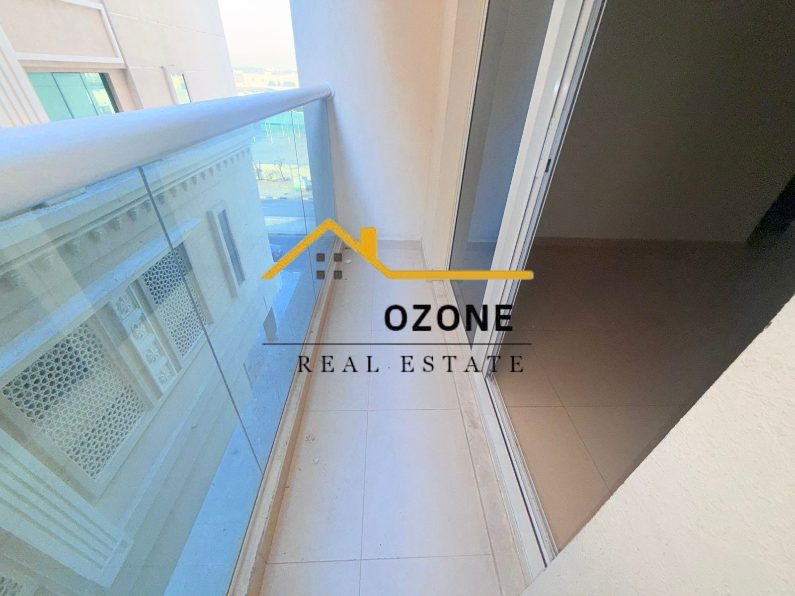 School area Wow no deposit / 2bhk balcony wardrobes cantral ac with parking/ good location/easy exit to dubai /only family