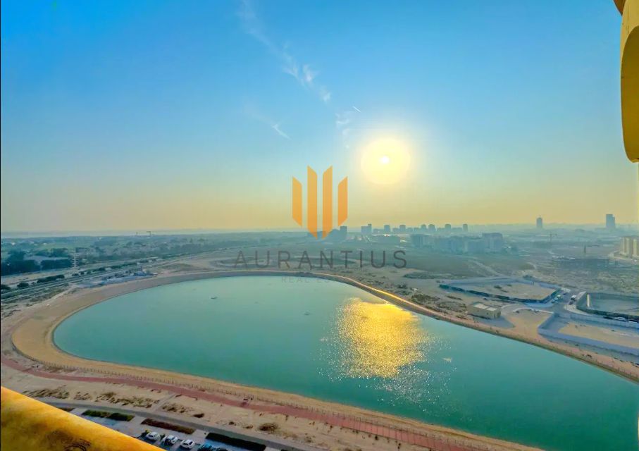 Full Lake View | Unfurnished | 2 Parking
