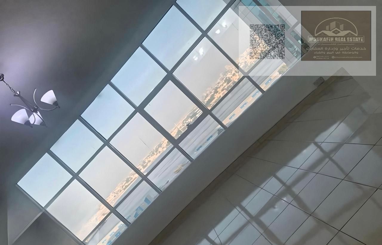 Modern Living with Beautiful Sea View