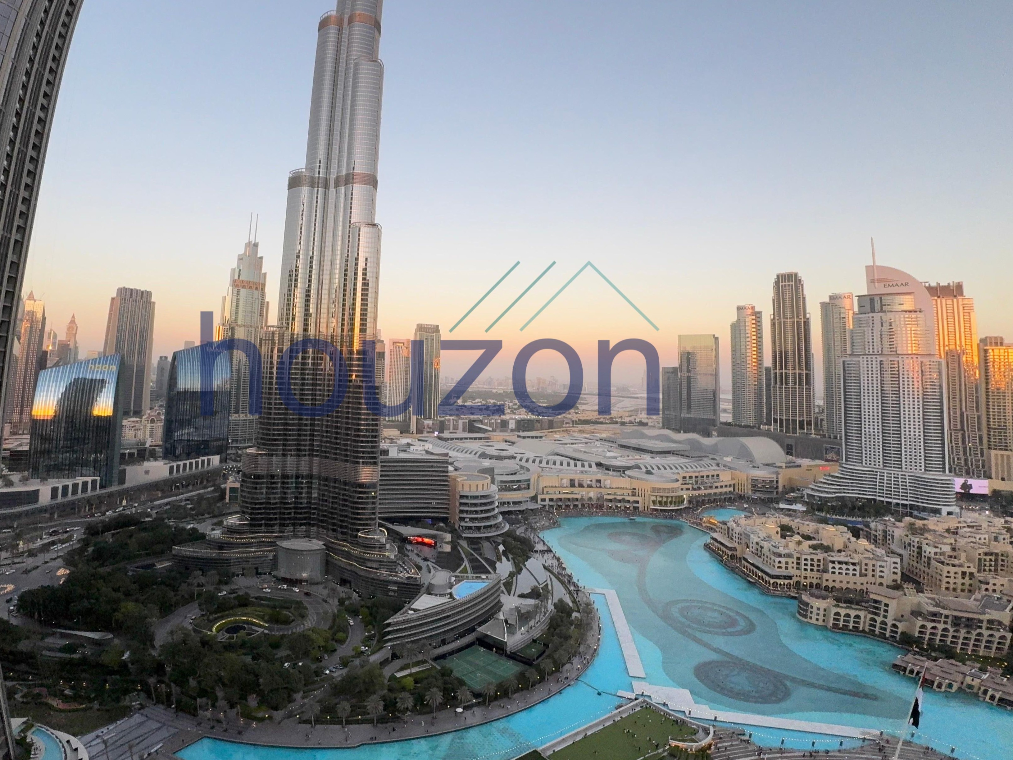 Luxurious 2BR |Burj Khalifa View| Multiple Options