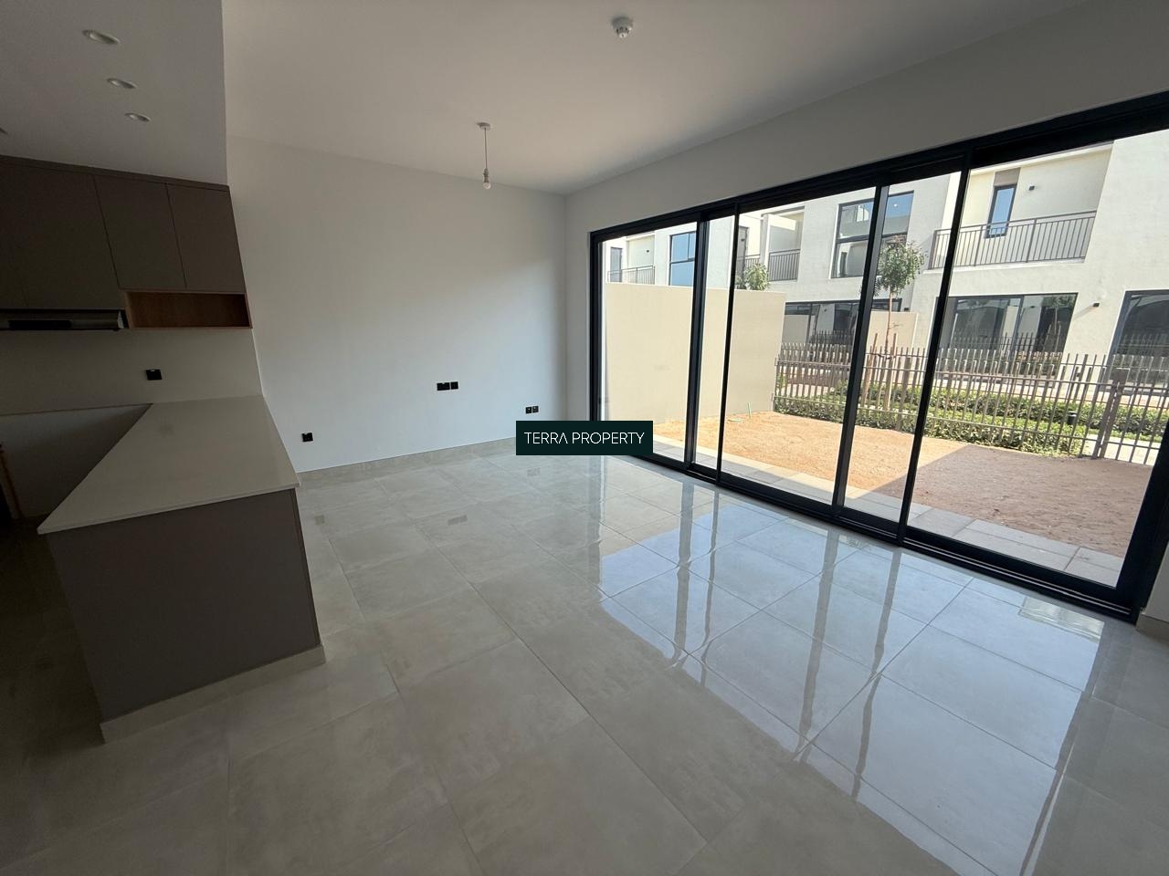 Amazing Brand New 2 BDR Townhouse in Falcon Island