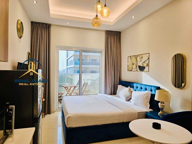 Corner Unit | Spacious | Ready to Move