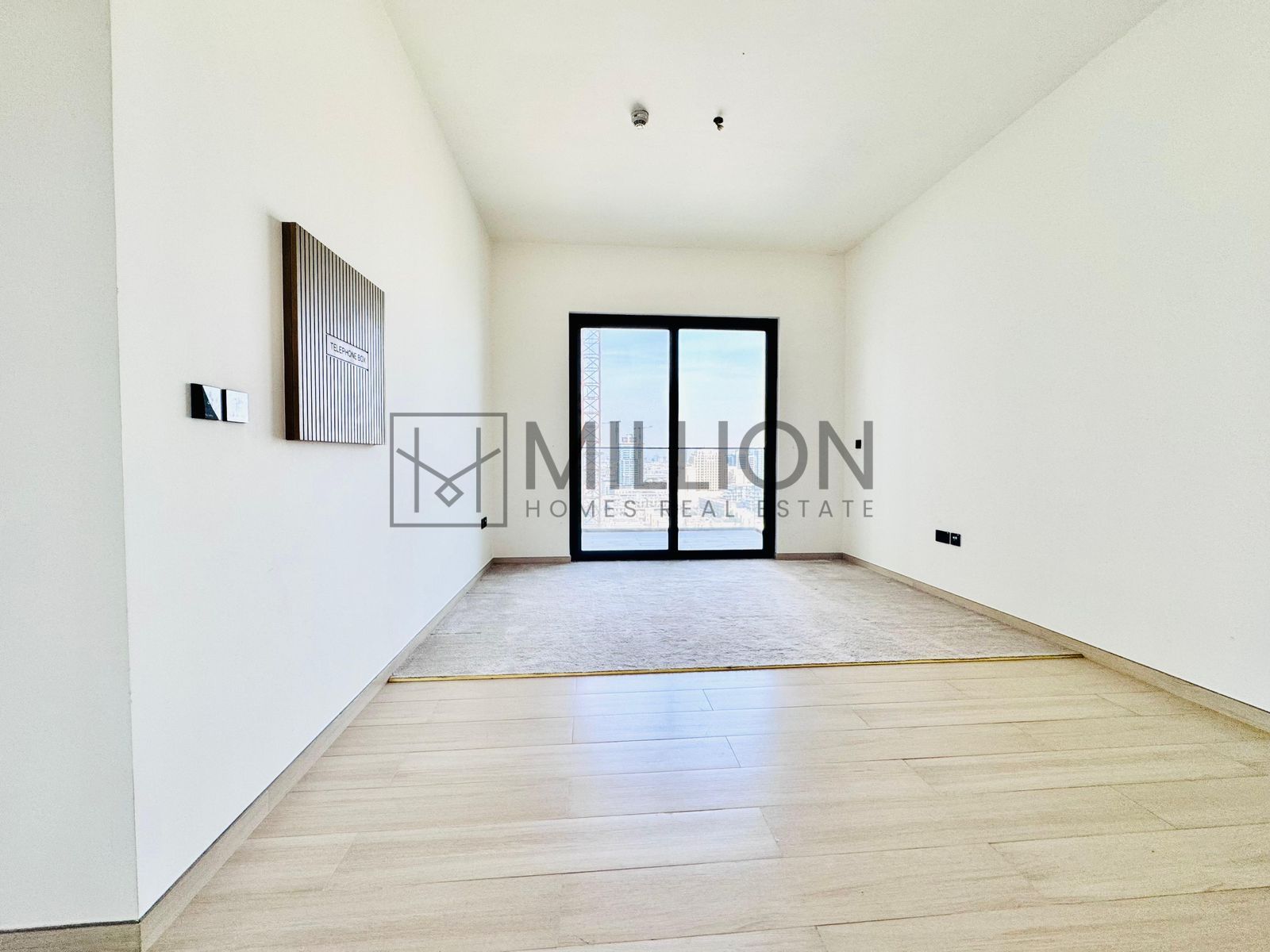 Contemporary 2BR Apartment with Skyline Views