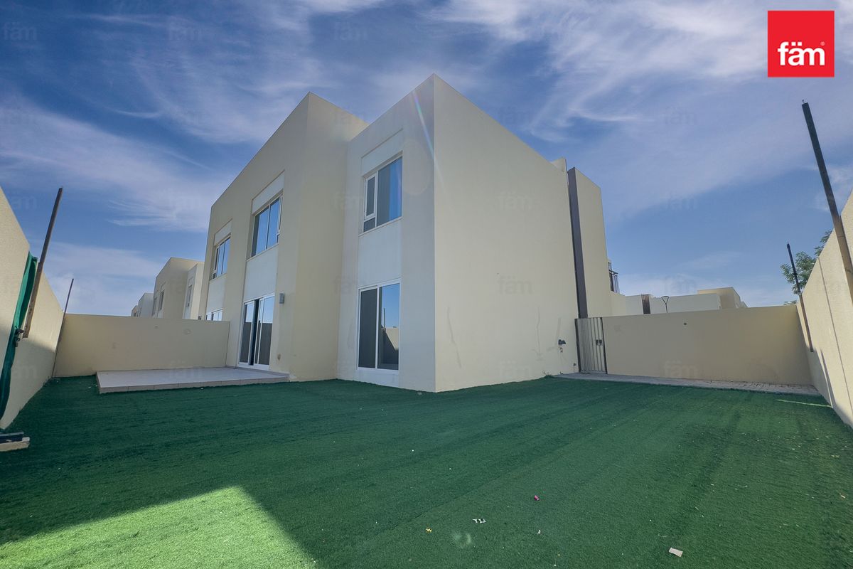 Urbana 2 | Vastu | Vacant Unit