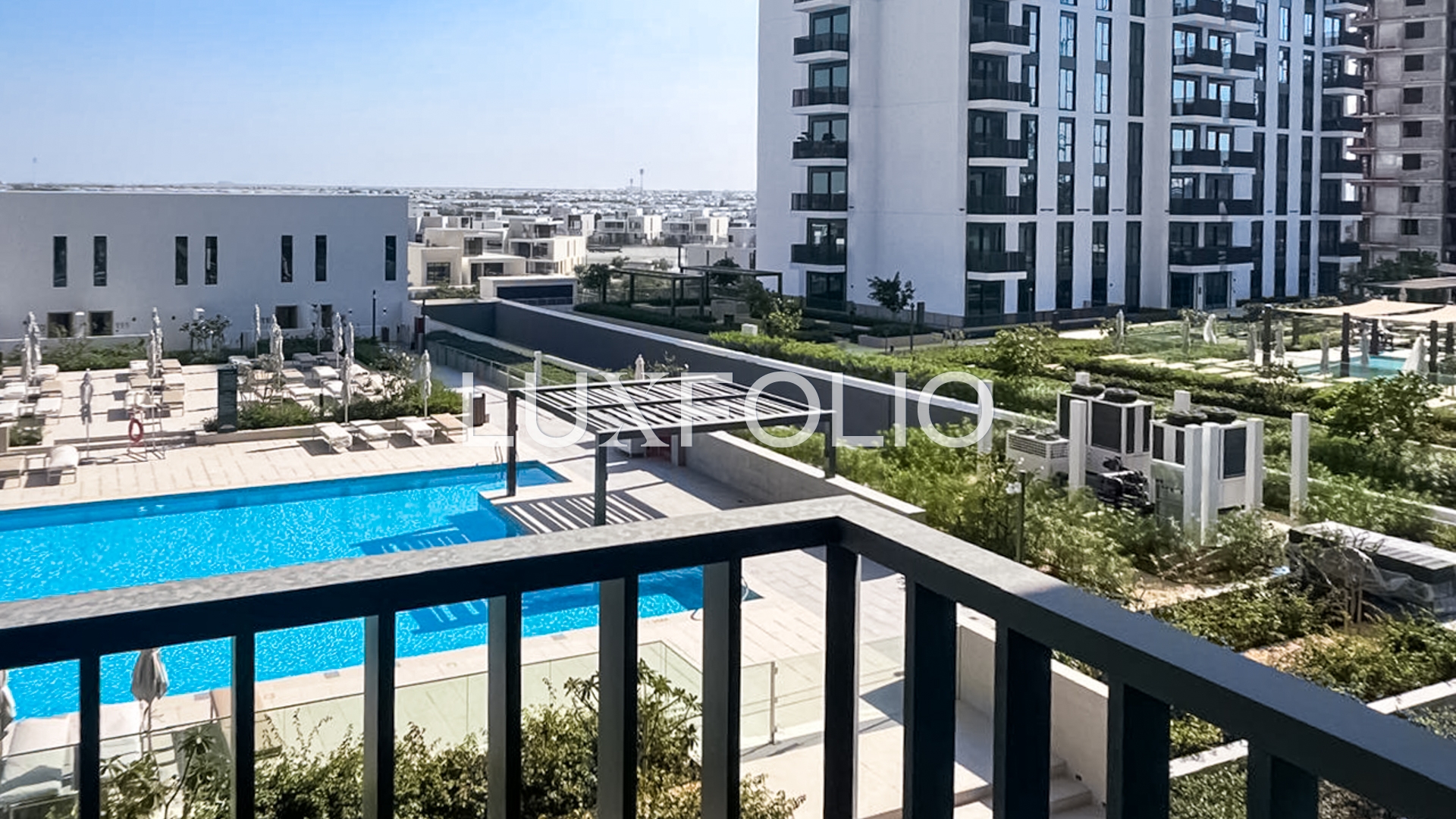 Best Layout | Multiple Cheques | Pool View