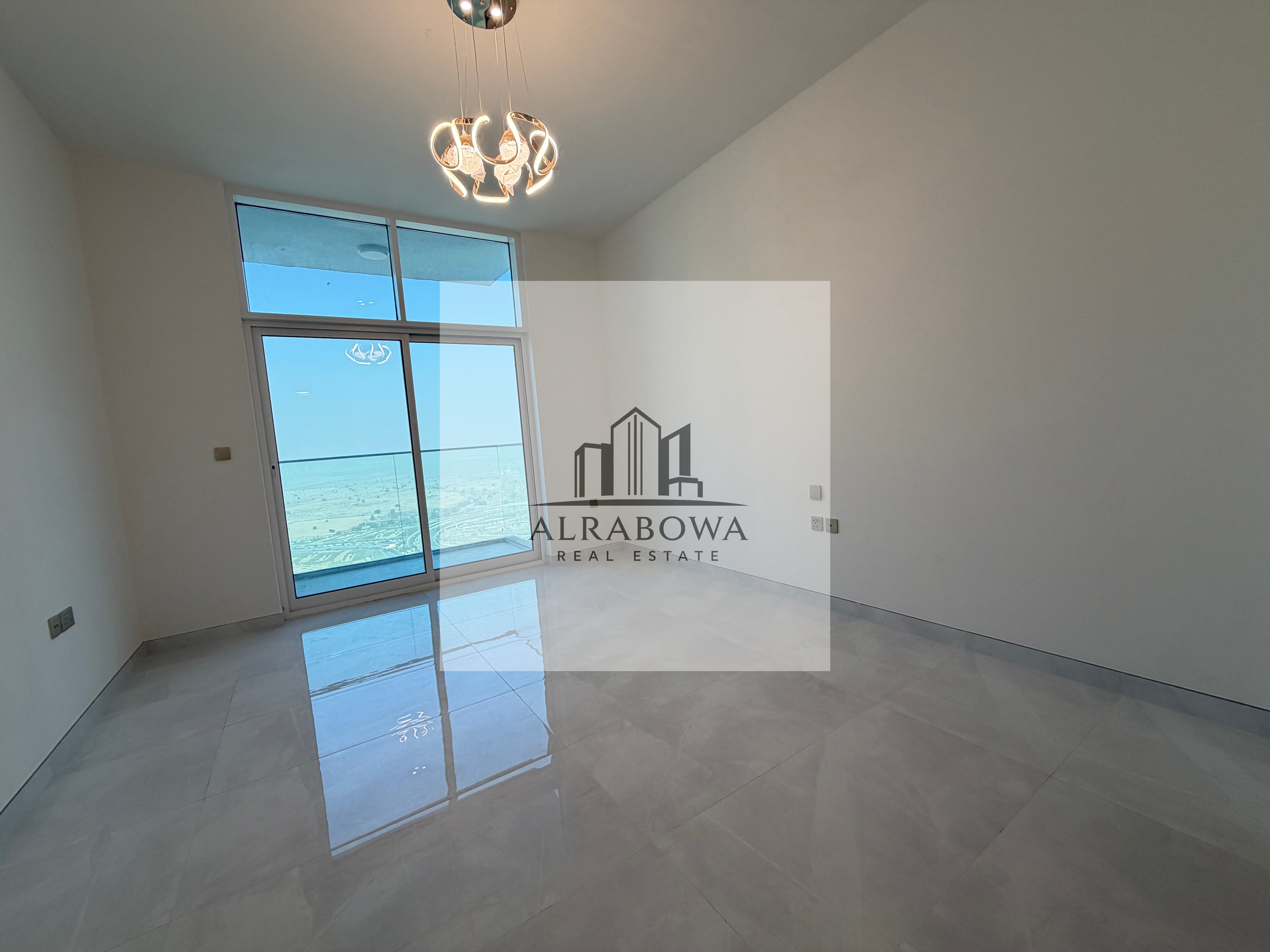 Luxury Studio - High floor - all kitchen appliances