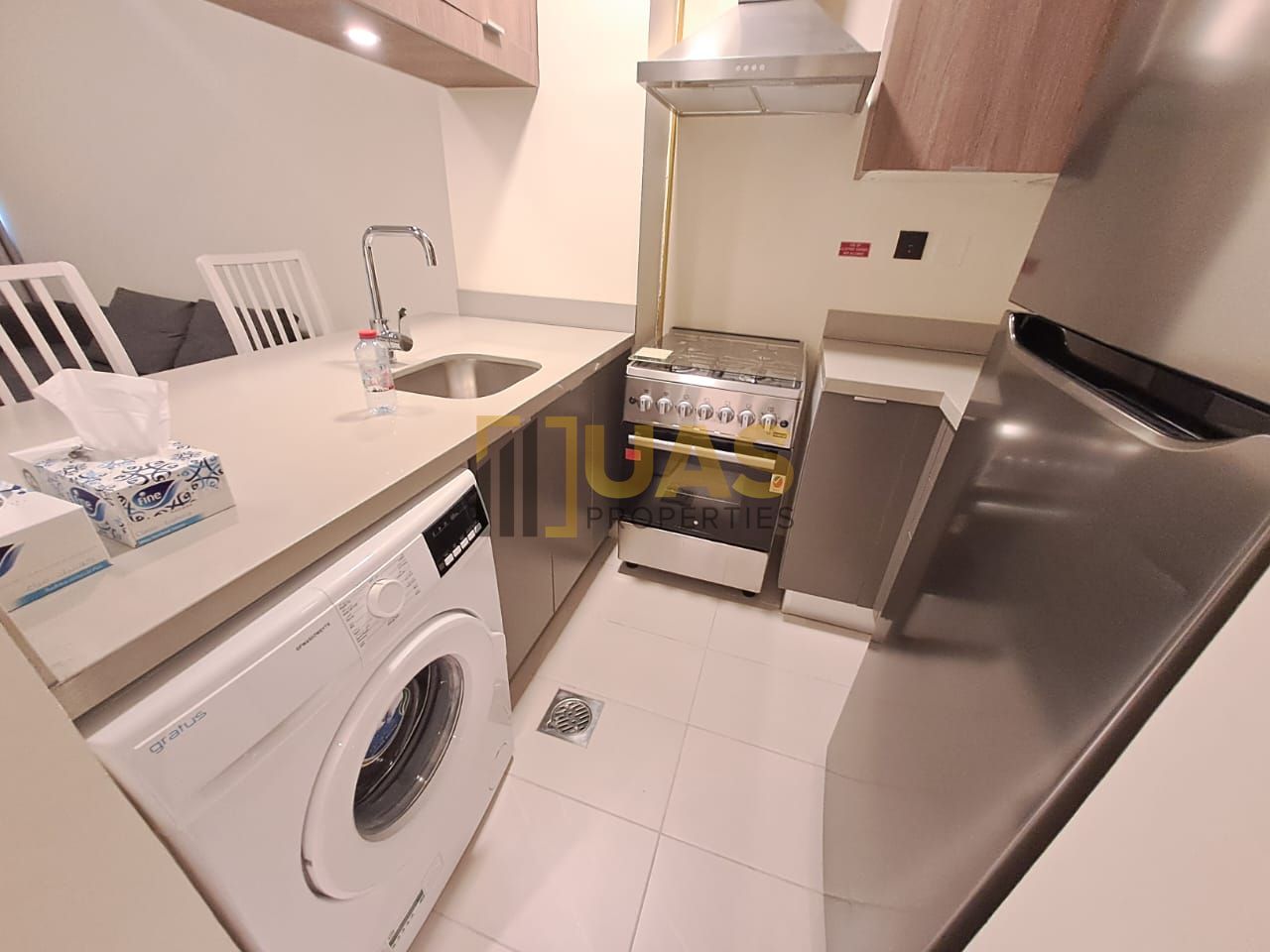 FULLY FURNISHED 1BHK NEAR METRO HOT OFFER LIMITED