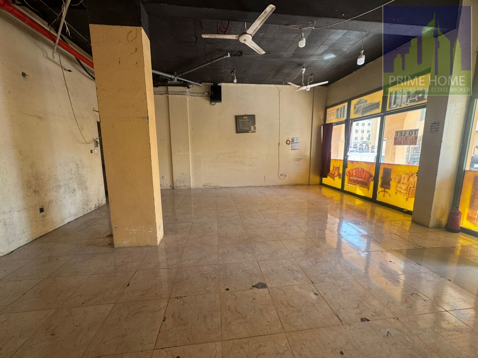 Spacious Shop Available in Greece Cluster – Perfect for Your Business!