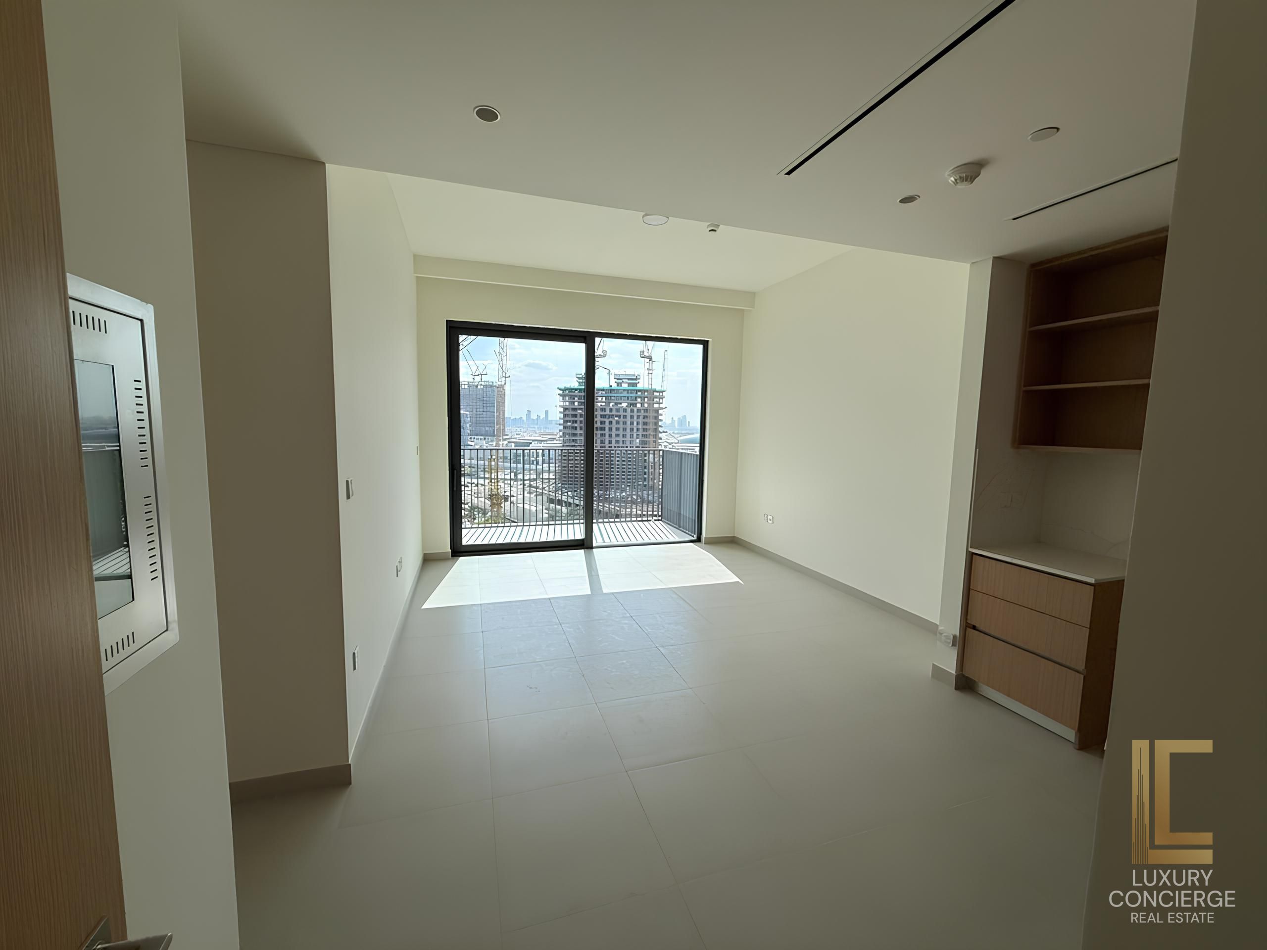 BRAND NEW APT | BRIGHT LAYOUT | MODERN DESIGN