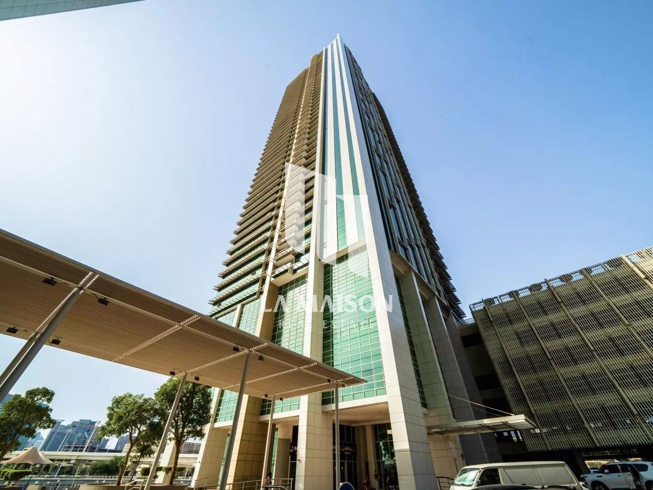 High Floor | Spacious Layout | Ready to move in