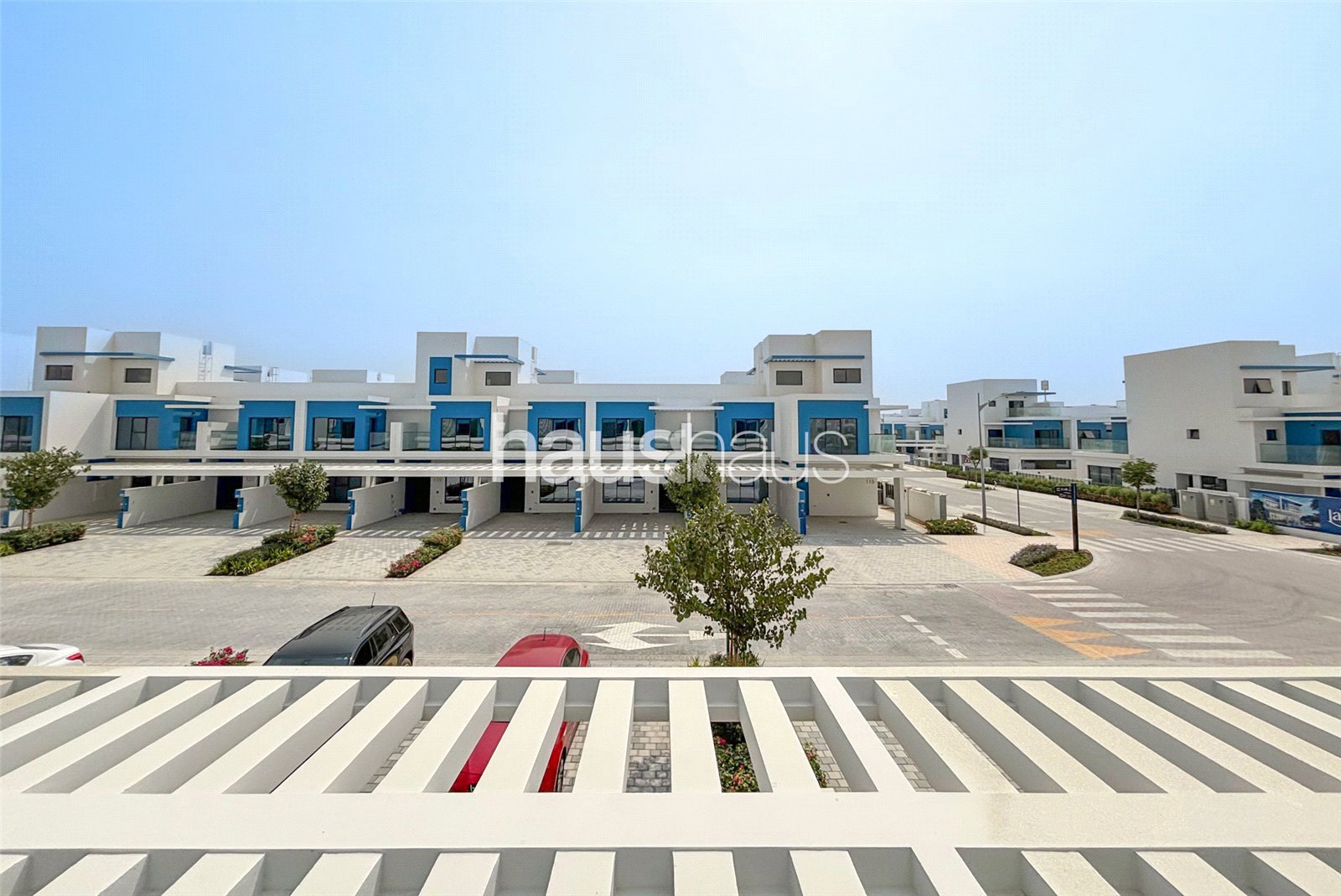 Close to hub | Handed over | Area Specialist