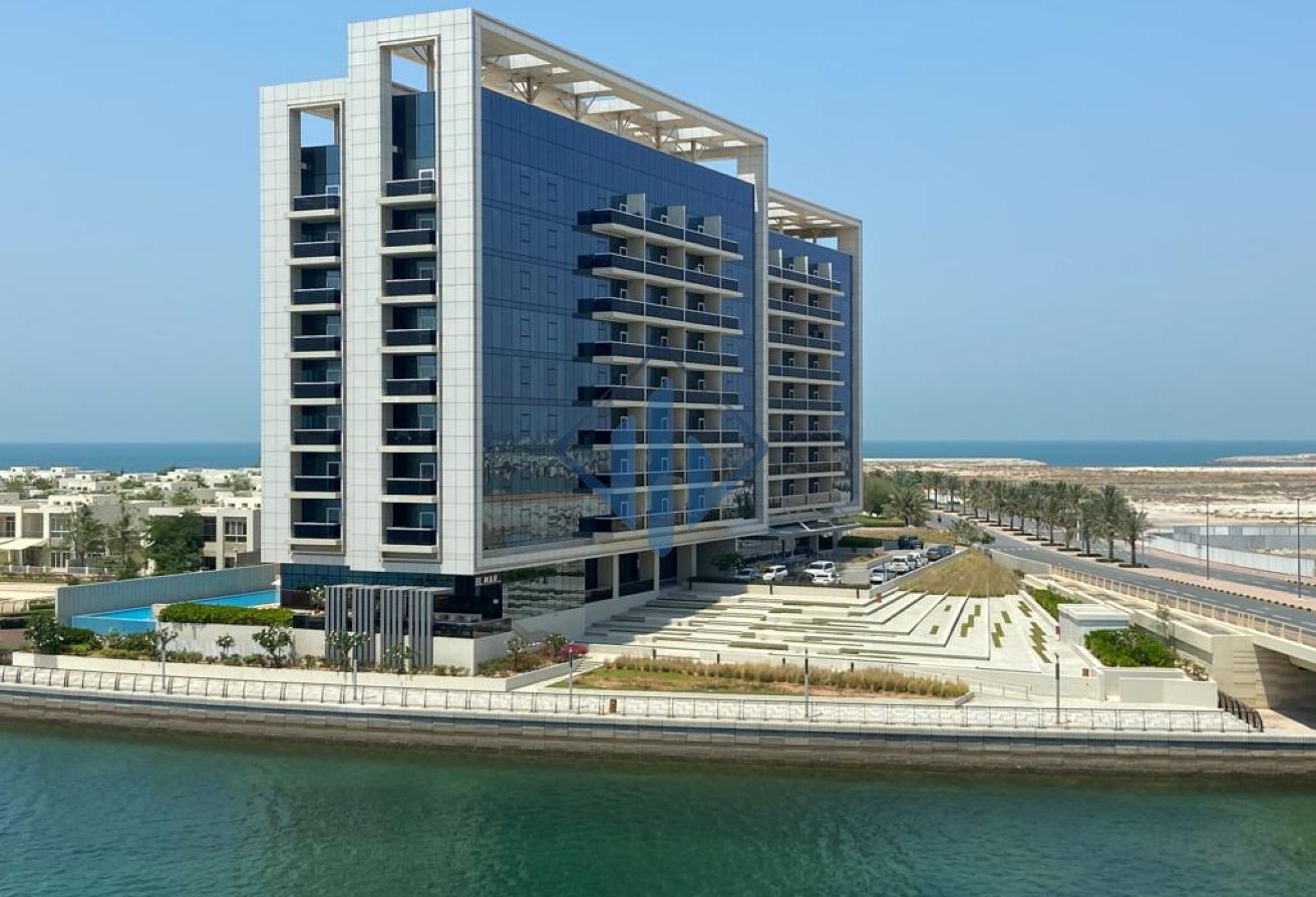 Spacious Sea & Lagoon View 2 Bedroom Apartment