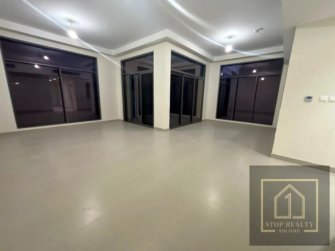 4BR + Maid + Study | VACANT | UNFURNISHED