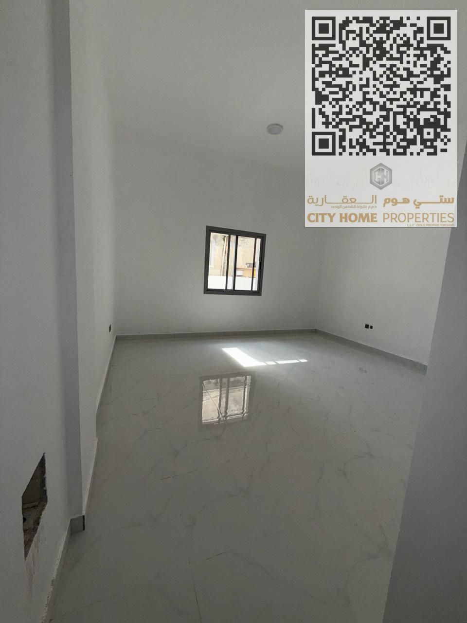 Lowest price spacious studio near Ajman Corniche. Completely separate kitchen. Located in a family-friendly, upscale building. First tenant – ideal fo