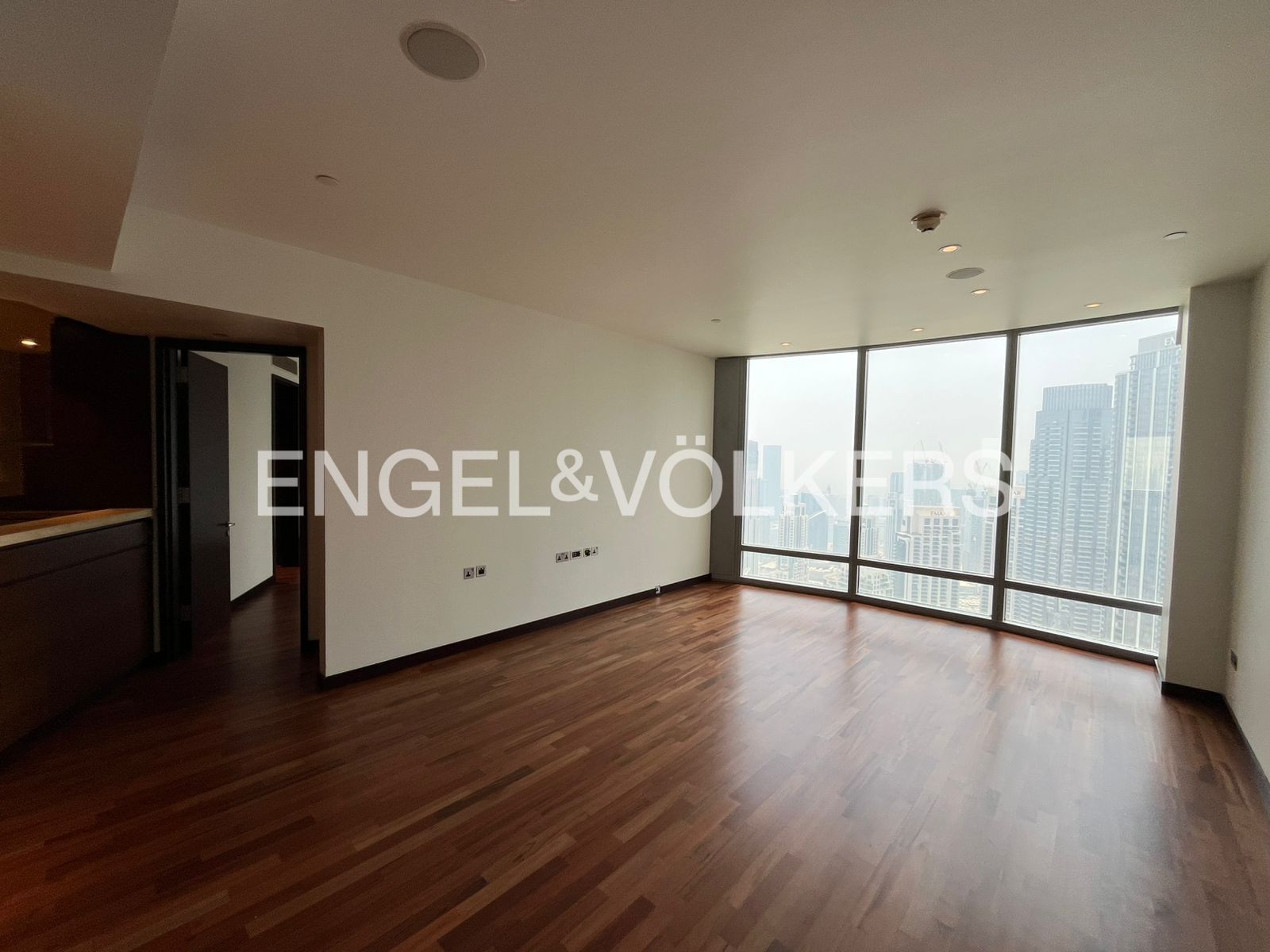 Exclusive | Vacant Now | High Floor
