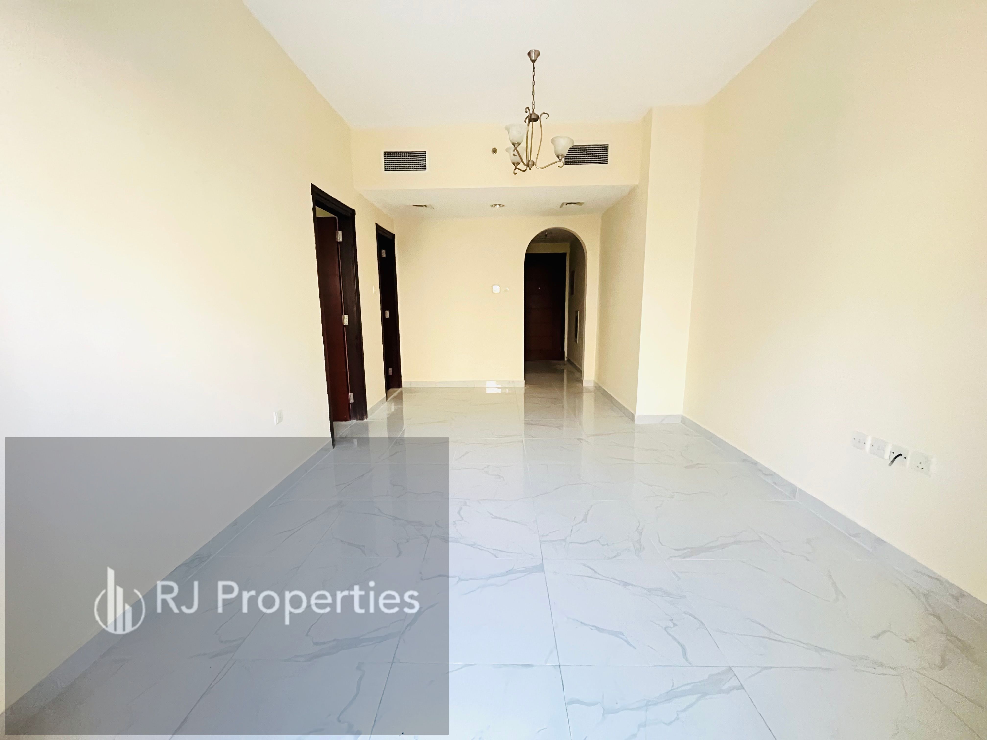1 MONTH FREE Luxury Huge-Size 1BHK wardrobe with Spacious Balcony+ parking