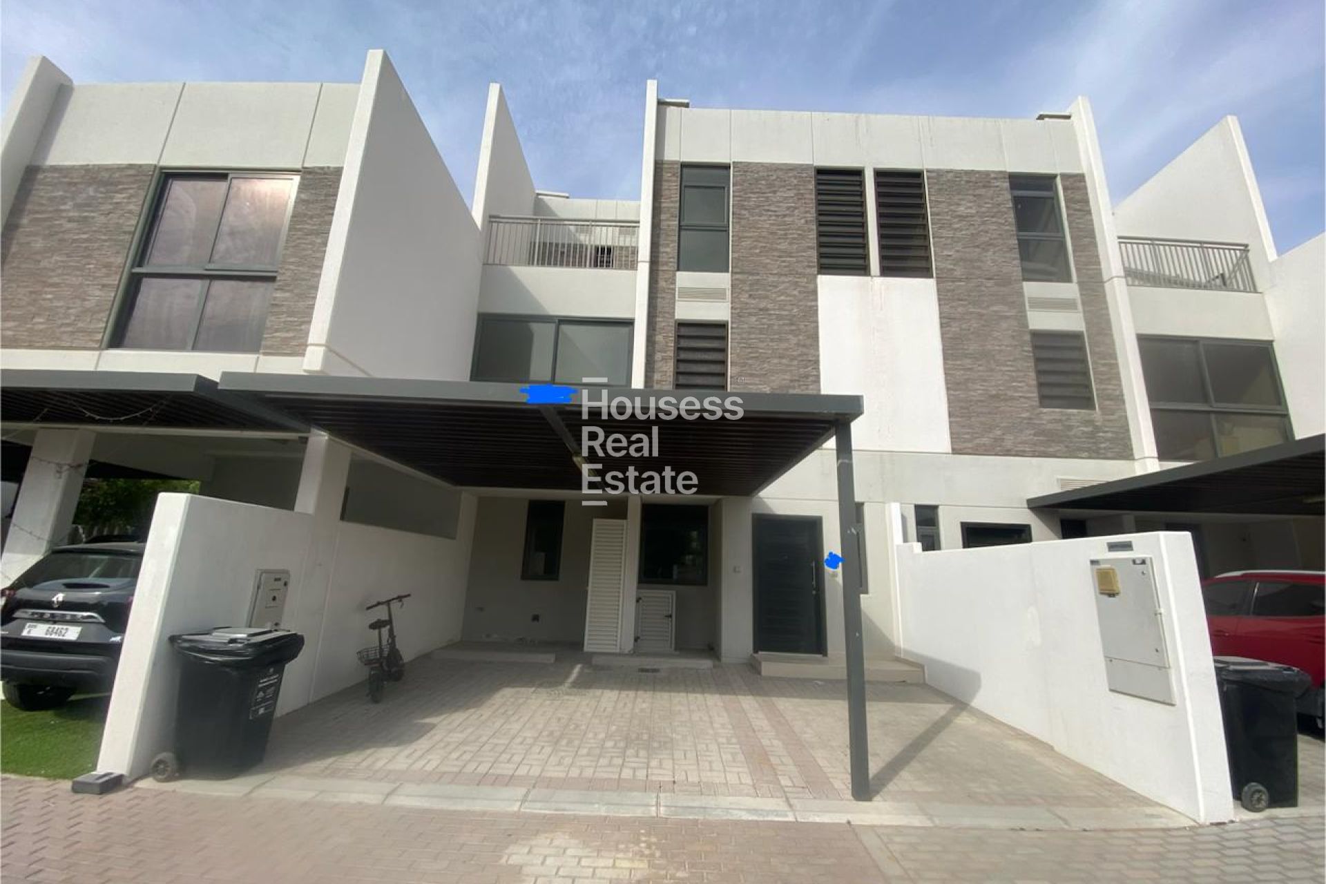 SINGLE ROW/PRIVATE/SERENE/SPACIOS 5BEDPLUS MAID