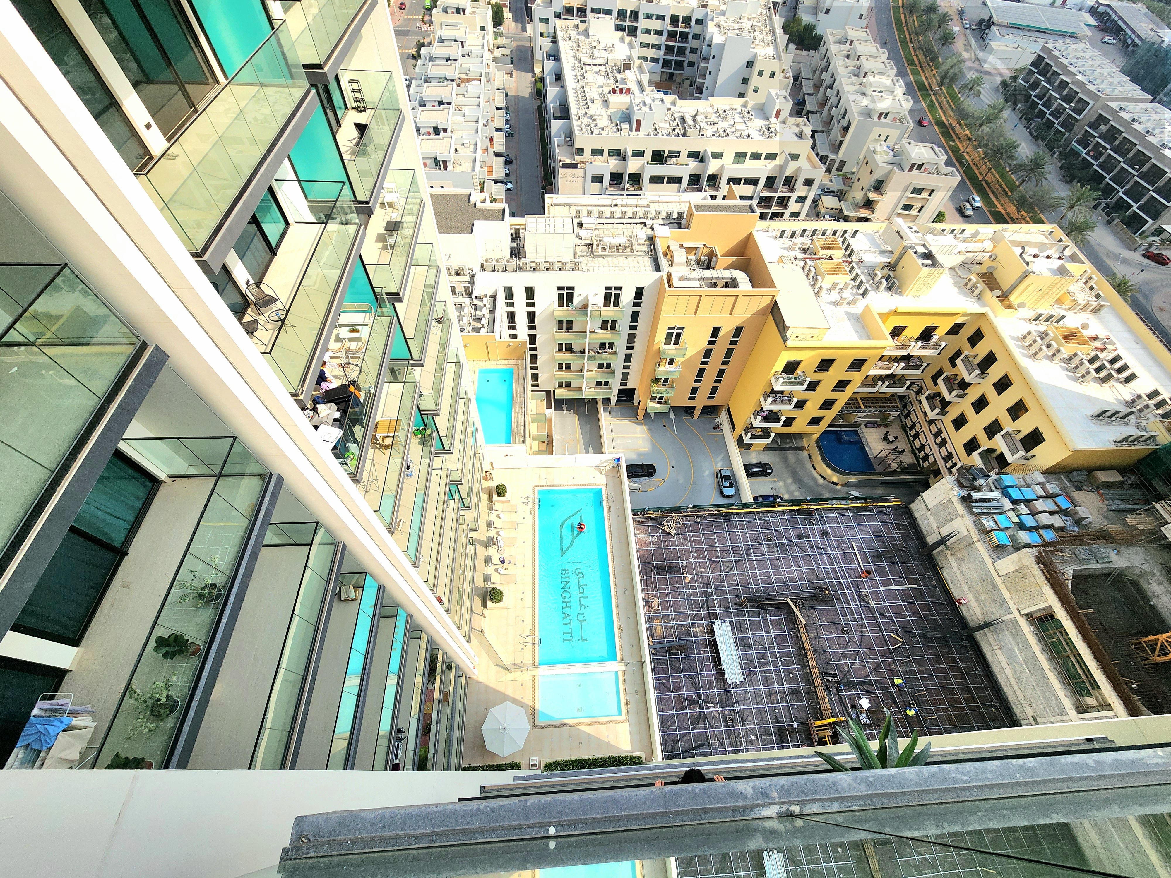 Great Pool View, High Floor Big 1 Bed, Lavender