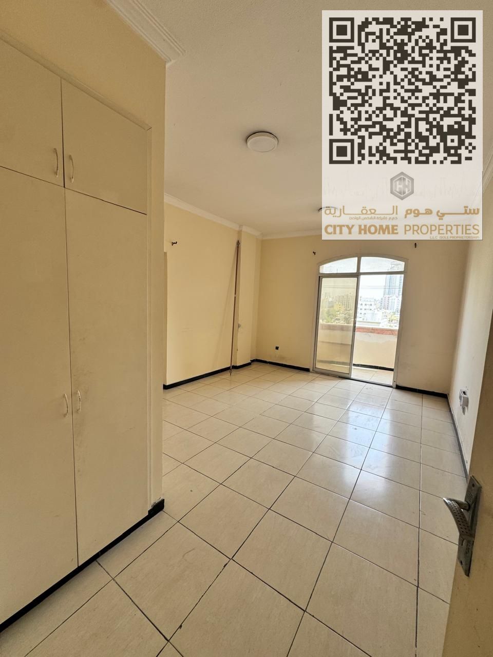 1-bedroom & living room apartment in Al Rashidiya 3, in an upscale area near Grand Mall. Lowest price in Ajman, close to Sharjah and Dubai exits.