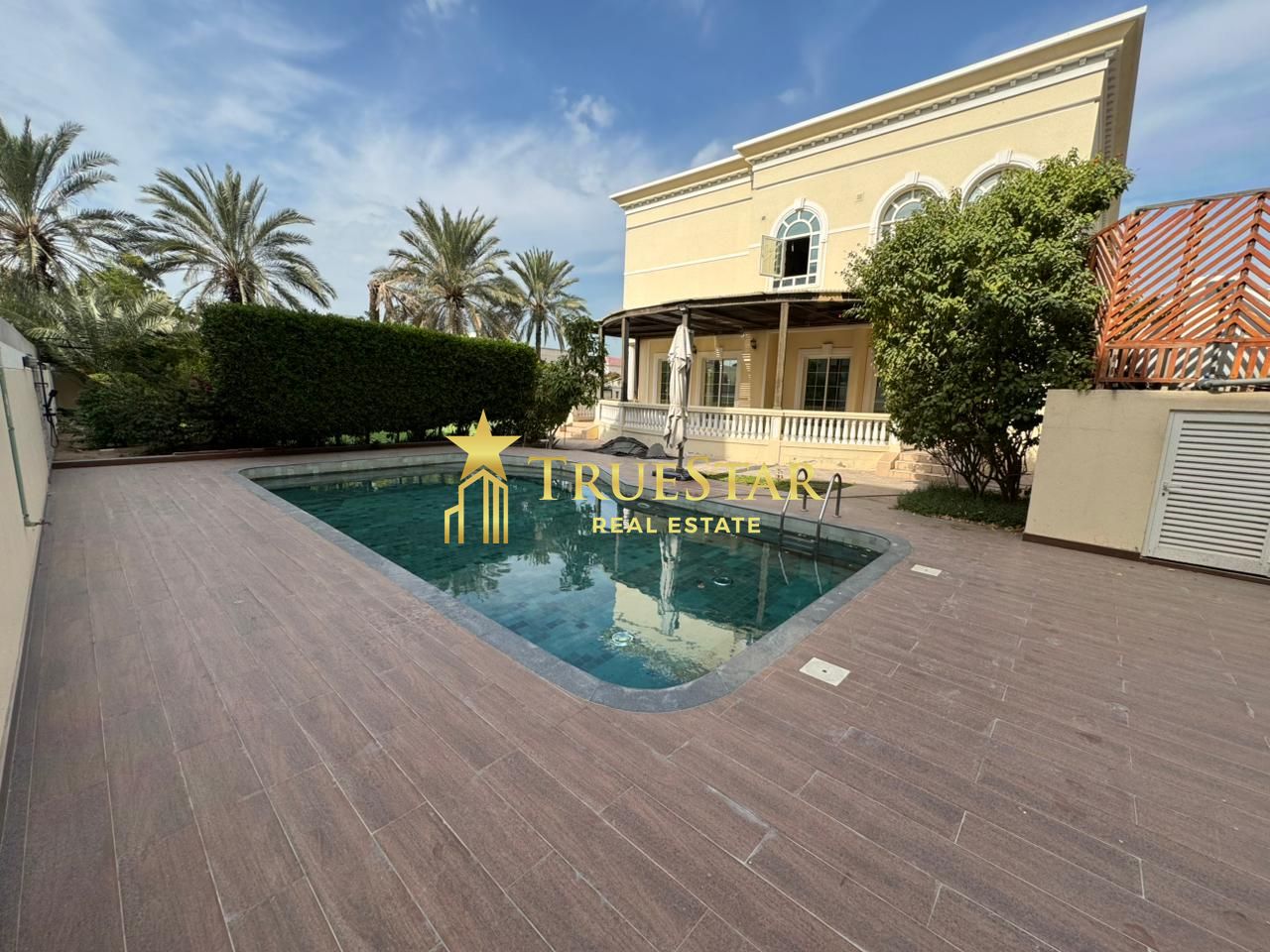 PRESTIGIOUS INDEPENDENT VILLA 6BR MAIDS DRIVER PRIVATE GARDEN POOL