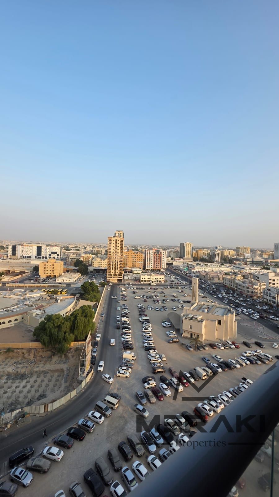 A one-bedroom apartment with a living room and a fully open view in Al Nuaimiya Tower One, available for immediate handover, also with parking,